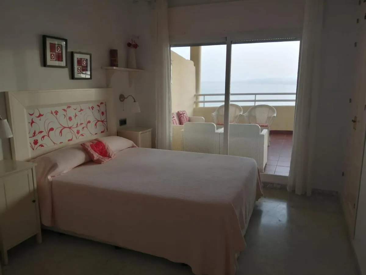 Holidays2Benalmadena Torrequebrada Sea View Front Beach With Pool Parking & Terraces 0*,  Espanha