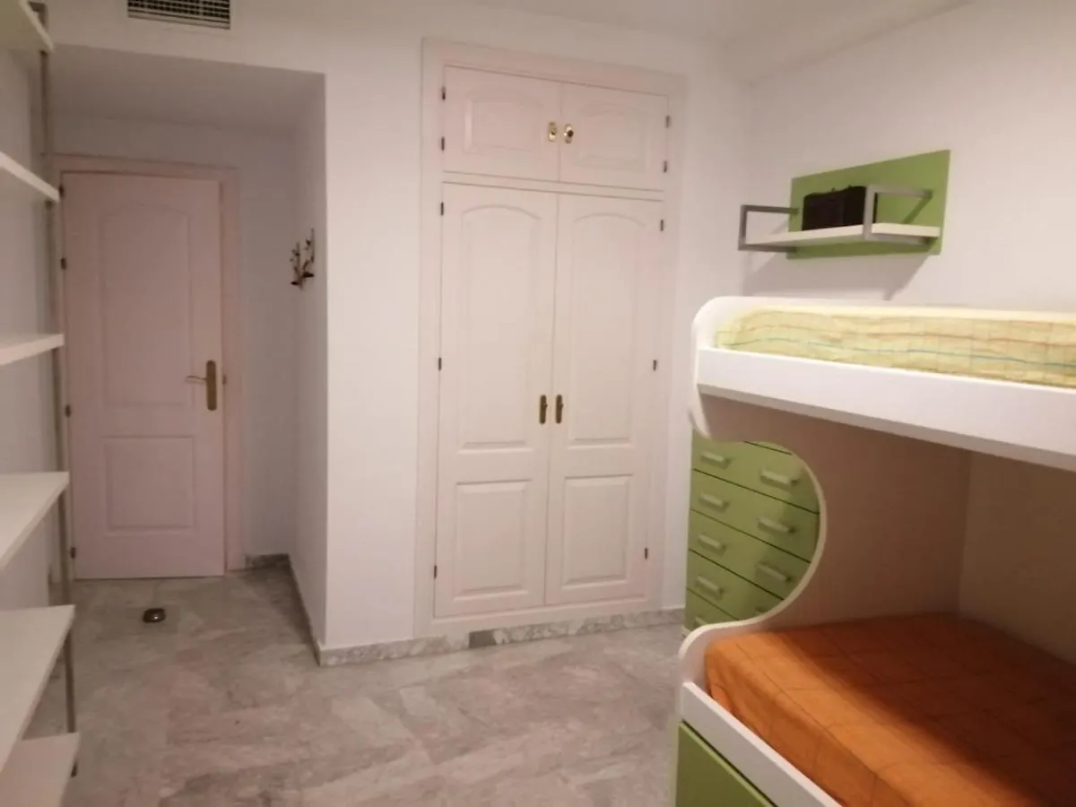 Holidays2Benalmadena Torrequebrada Sea View Front Beach With Pool Parking & Terraces