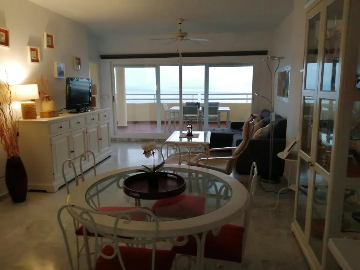 Holidays2Benalmadena Torrequebrada Sea View Front Beach With Pool Parking & Terraces